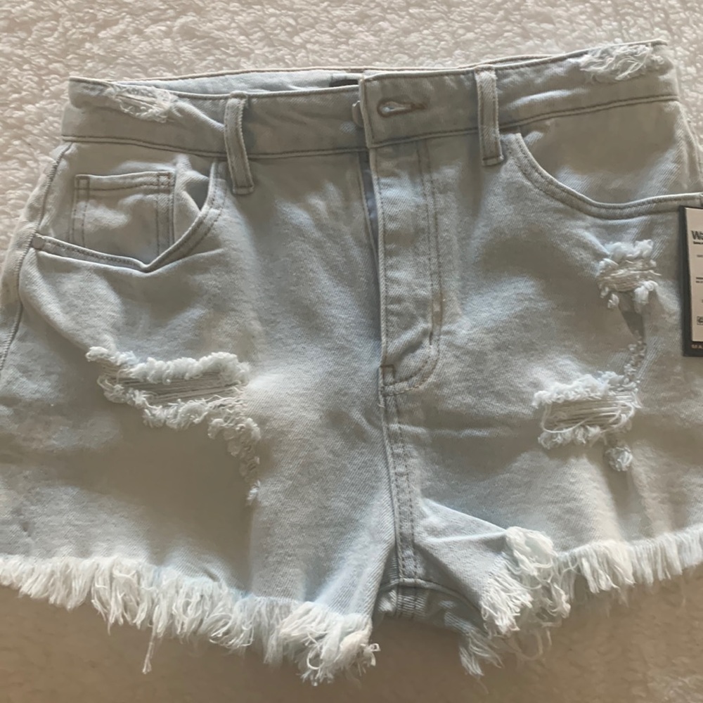 Light Jean Cut Off Shorts